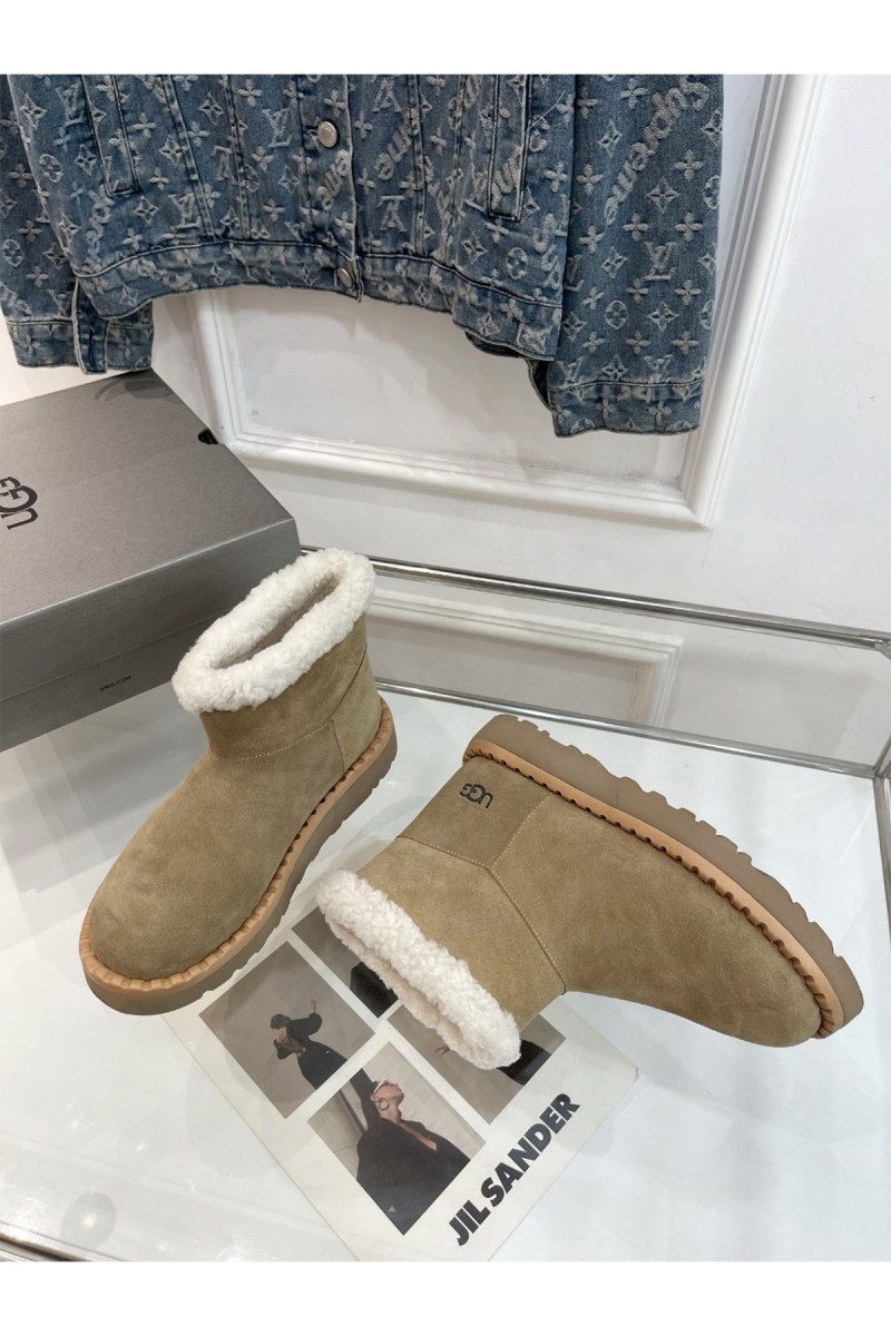 Ugg, Women's Boot, Camel