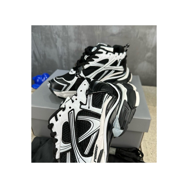 Balenciaga, Runner, Men's Sneaker, Black