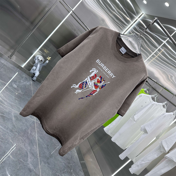 Burberry, Men's T-Shirt, Grey