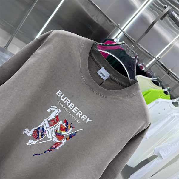 Burberry, Men's T-Shirt, Grey