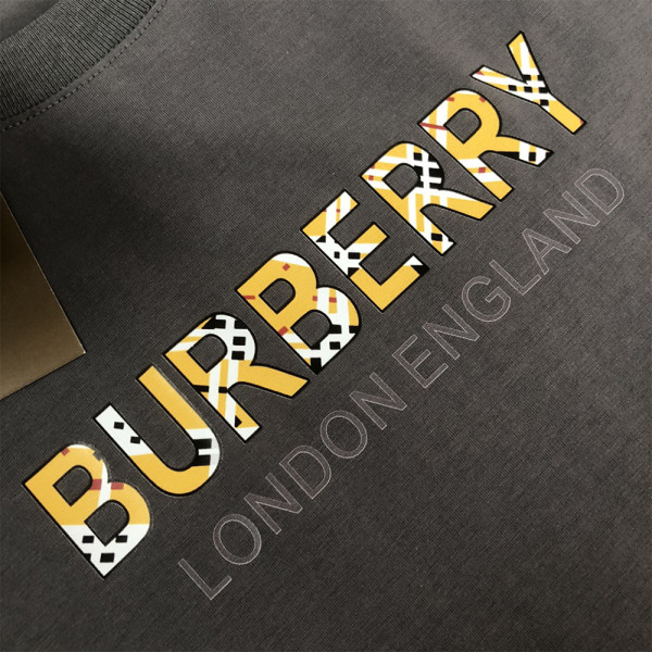 Burberry, Men's T-Shirt, Grey