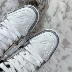 Louis Vuitton, Trainer, Men's Sneaker, Grey