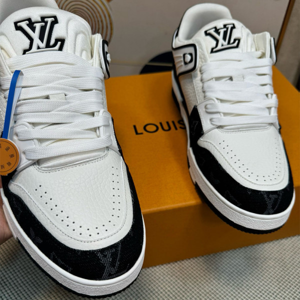 Louis Vuitton, Trainer, Men's Sneaker, White