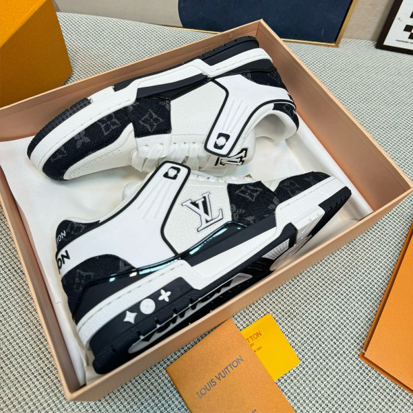 Louis Vuitton, Trainer, Women's Sneaker, White