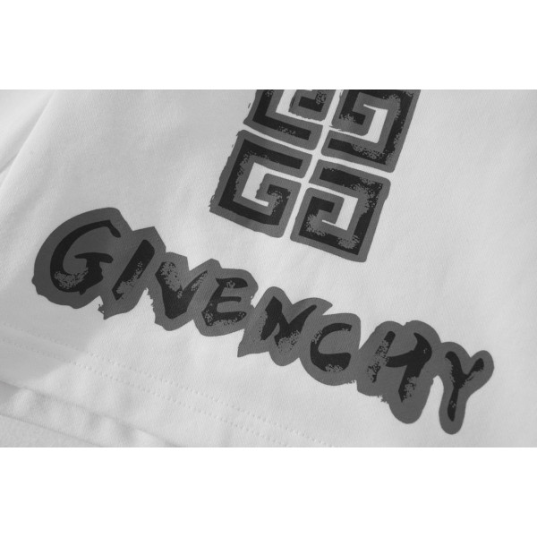 Givenchy, Men's Short, White