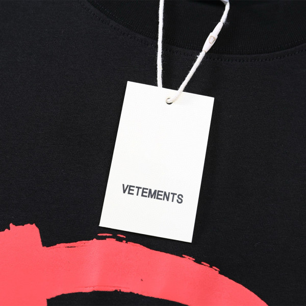 Vetements, Women's T-Shirt, Black