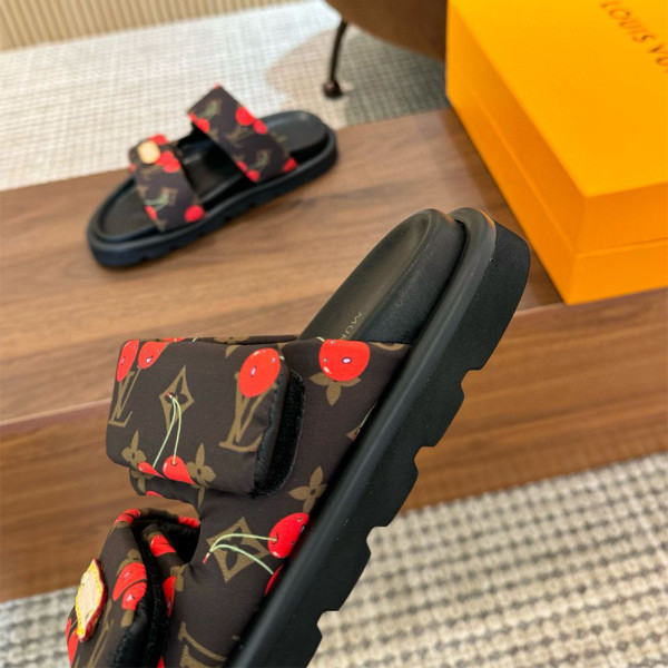 Louis Vuitton, Murakami, Dames Slipper, Bruin