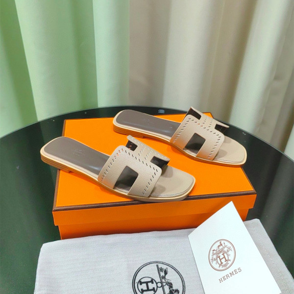 Hermes, Oran, Women's Slipper, Camel