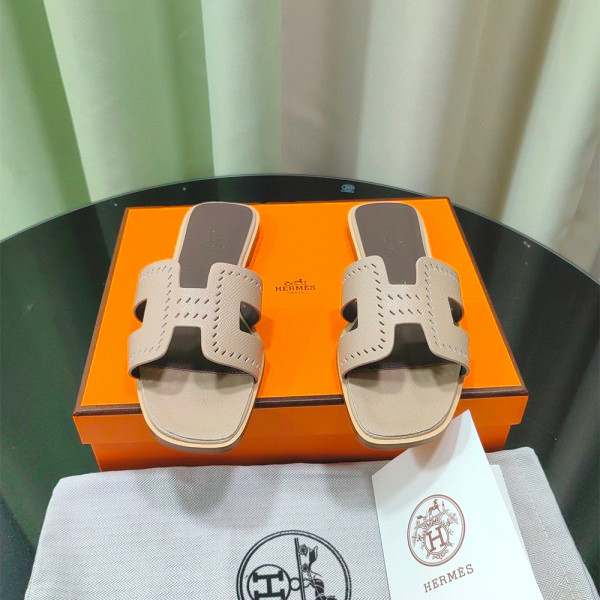 Hermes, Oran, Women's Slipper, Camel