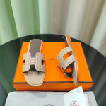 Hermes, Oran, Women's Slipper, Camel