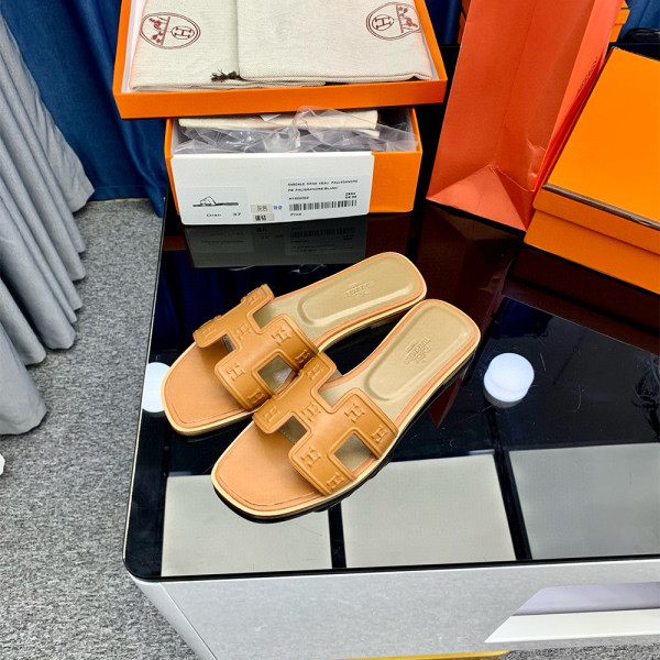 Hermes, Oran, Women's Slipper, Camel