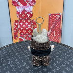 Labubu Monster, Outfit Louis Vuitton Overall