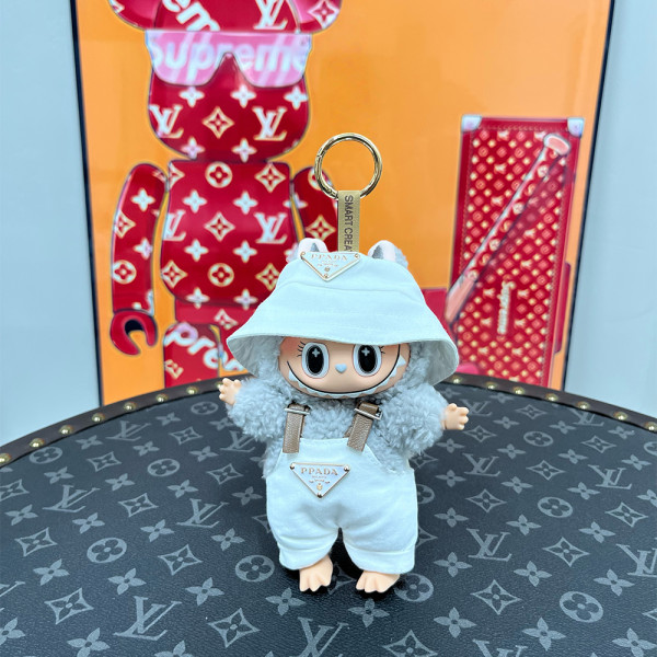 Labubu Monster, Outfit Prada Overall