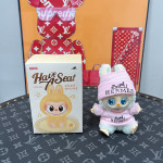 Labubu Monster, Outfit Hermes Overall