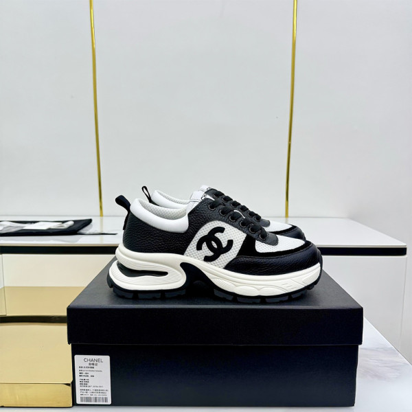 Chanel, Classic, Women's Sneaker, Black