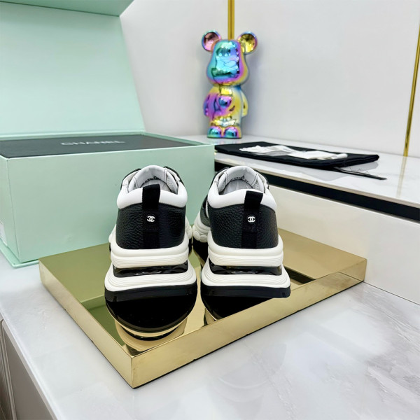 Chanel, Classic, Women's Sneaker, Black