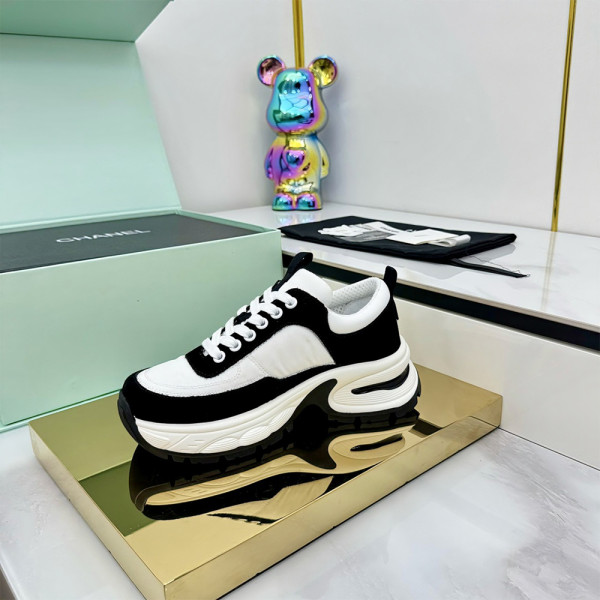 Chanel, Classic, Women's Sneaker, Black