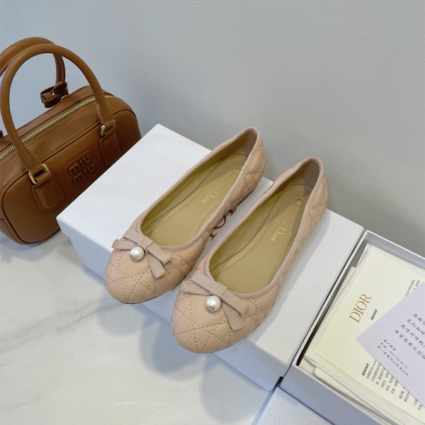 Christian Dior, Women's Ballet Flat, Beige