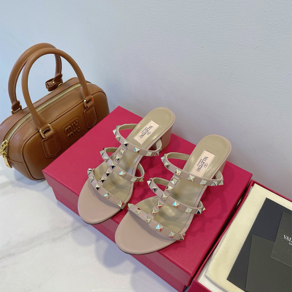 Valentino, Rockstud, Women's Slipper, Beige