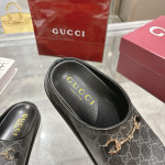 Gucci, Women's Slipper, Black
