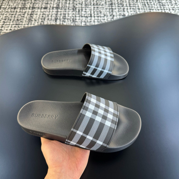 Burberry, Check Slides, Dames Slipper, Grijs