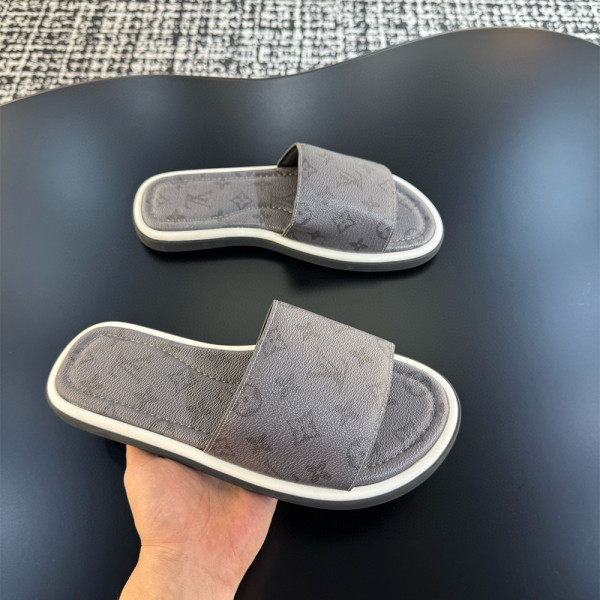 Louis Vuitton, Women's Slipper, Grey