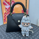 Labubu Monster, Outfit Christian Dior Overall