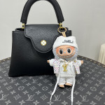 Labubu Monster, Outfit Louis Vuitton Overall