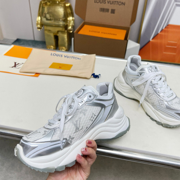Louis Vuitton, Run 55, Women's Sneaker, White