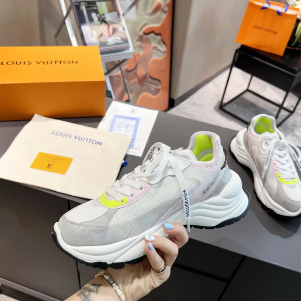 Louis Vuitton, Run 55, Women's Sneaker, Beige