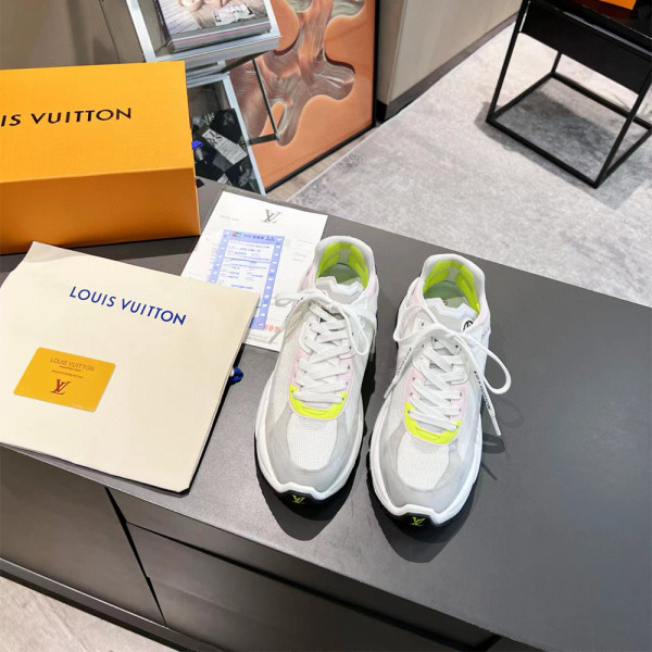 Louis Vuitton, Run 55, Women's Sneaker, Beige