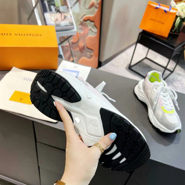 Louis Vuitton, Run 55, Women's Sneaker, Beige