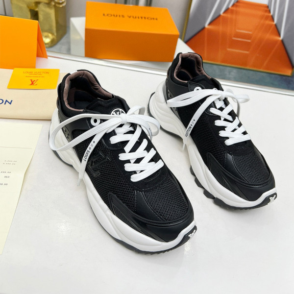 Louis Vuitton, Run 55, Women's Sneaker, Black