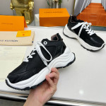 Louis Vuitton, Run 55, Women's Sneaker, Black