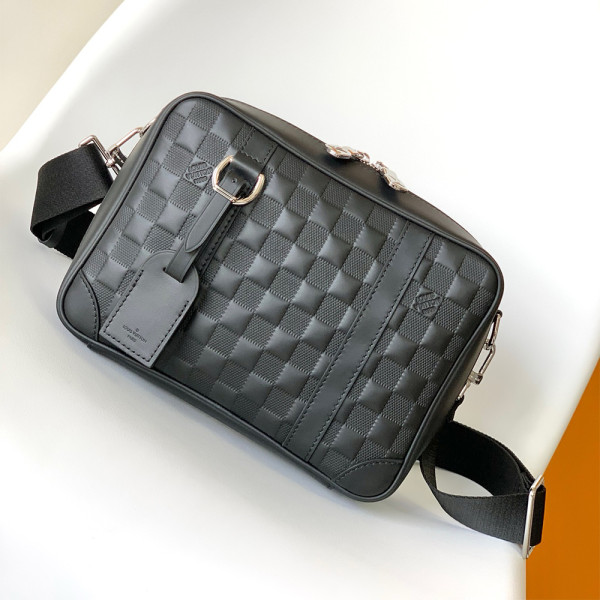 Louis Vuitton, Men's Bag, Black