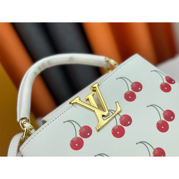 Louis Vuitton, Capucines, Women's Bag, White