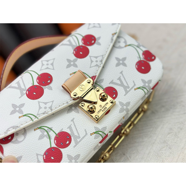 Louis Vuitton, Pochette Metis, Women's Bag, White