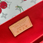 Louis Vuitton, Pochette Metis, Women's Bag, White