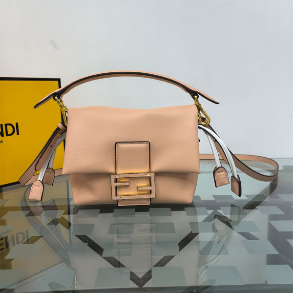 Fend, Mamma Baguette, Women's Bag, Nude