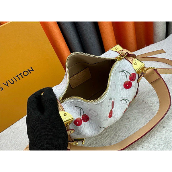 Louis Vuitton, Side Trunk, Women's Bag, White
