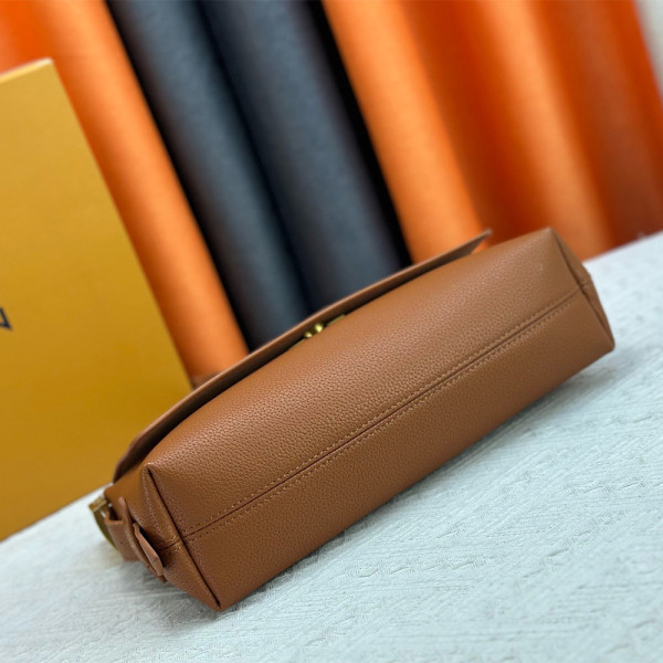 Louis Vuitton, Low Key Messenger, Women's Bag, Brown