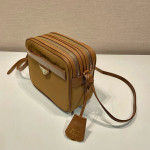 Prada, Rood-Edition, Unisex Tas, Camel