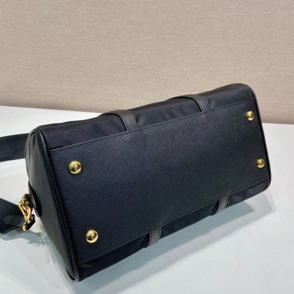 Prada, Red-Edition, Unisex Bag, Black