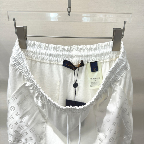 Louis Vuitton, Men's Short, White