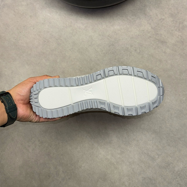Louis Vuitton, Run Away, Men's Sneaker, White