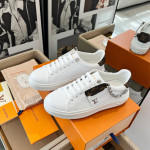 Louis Vuitton, Men's Sneaker, White