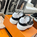 Louis Vuitton, Men's Sneaker, Black