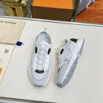 Louis Vuitton, Olympia, Dames Sneakers, Wit