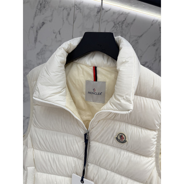 Moncler, Contrin, Heren Bodywarmer, Beige