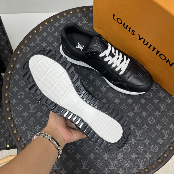Louis Vuitton, Run Away, Men's Sneaker, Black